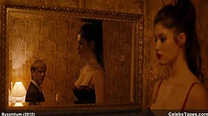 Gemma Arterton yang seksi dalam video masturbasi solo