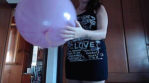 Εξερευνήστε τον κόσμο των αερόστατων με αυτή τη συλλογή από 69 βίντεο