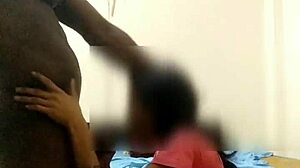 Hardcore interracial knepning med en muslimsk indisk pige