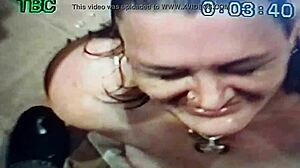 Η ερασιτέχνης πόρνη Ρίτα καλύπτεται με σπέρμα και ούρα σε σκληρό βίντεο