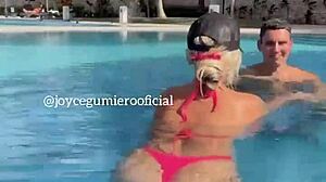 ¡Masaje junto a la piscina de Loira y juego anal en Cancún!