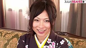 Amatör Japon ev kadını ilk kez dildo oyunu keşfediyor - yoğun orgazm
